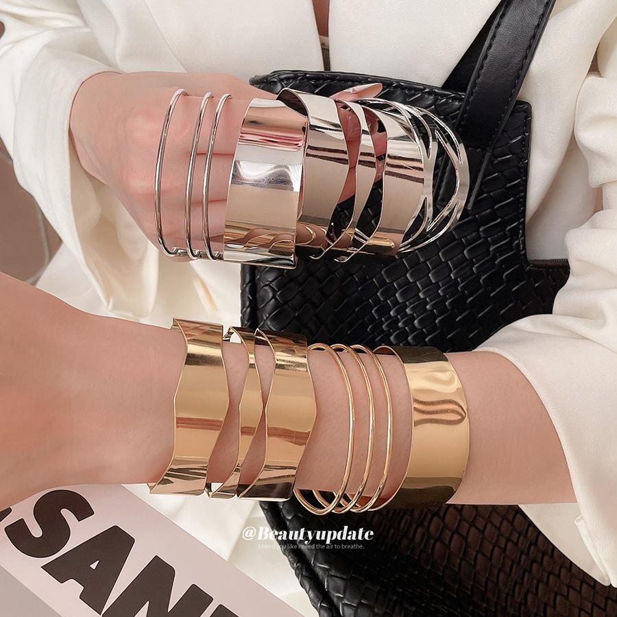 Sleek Multi-layer Geometric Openwork Bracelet for Women - Elegant High-end Fashion Jewelry