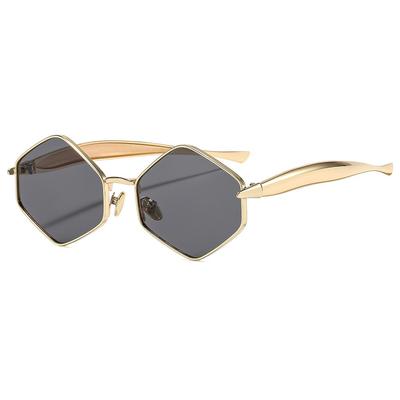 New Luxury Diamond Irregular Women Sunglasses Y2K Brand Personality Frame Design Steampunk Retro Men Glasses UV400