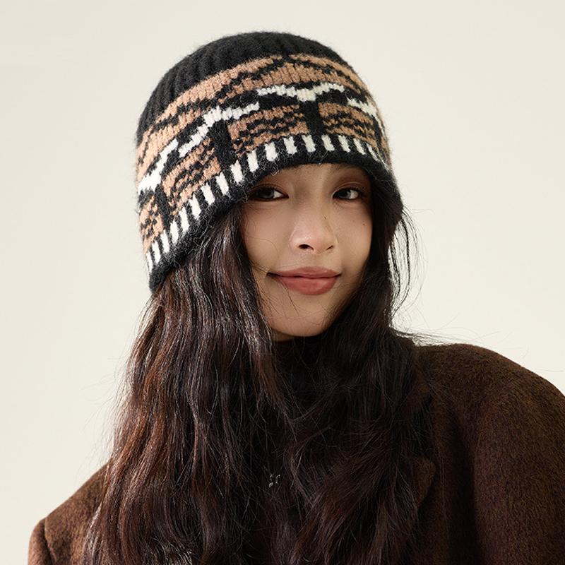 Vintage Jacquard Strickmütze Damen Warme Fischerhut Ohrenschutzmütze