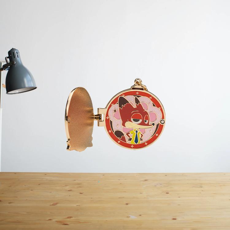 New POP MART Zootopia Double Layer Metal Badge Photo Frame Pendant Blind Box Products Single Mystery Box/Full Box 4 Pcs PPMT-2407-0054