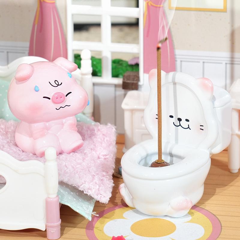 Adorable Pig On Toilet Figurine Whimsical Decor For Home Office Car Ideal Gift For Friends Versatile Indoor