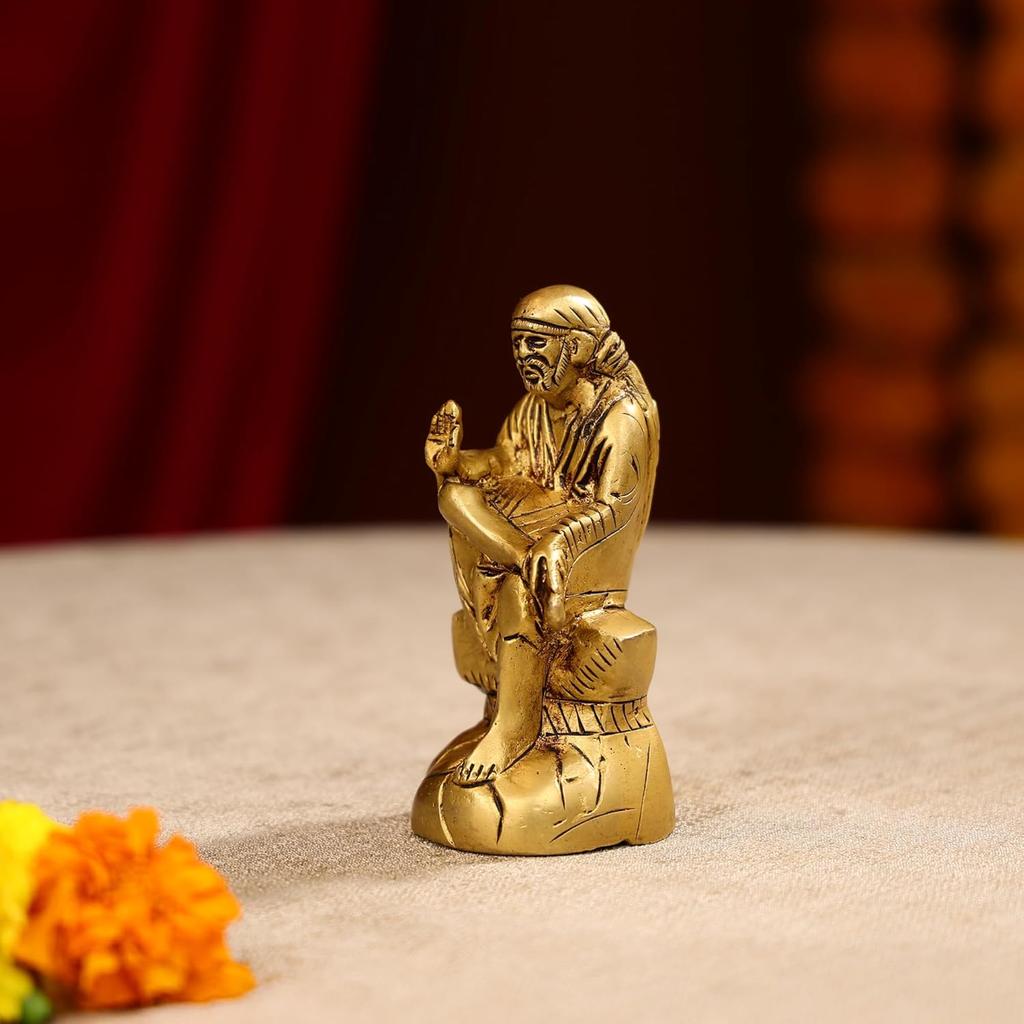 Lord Sai Baba Idol Seated On Pedestal Idol, Shirdi Wale Baba Sitting Statue