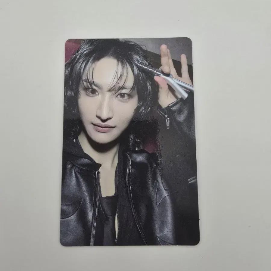 

Ateez Us Lemon Drop Popup Store Seonghwa