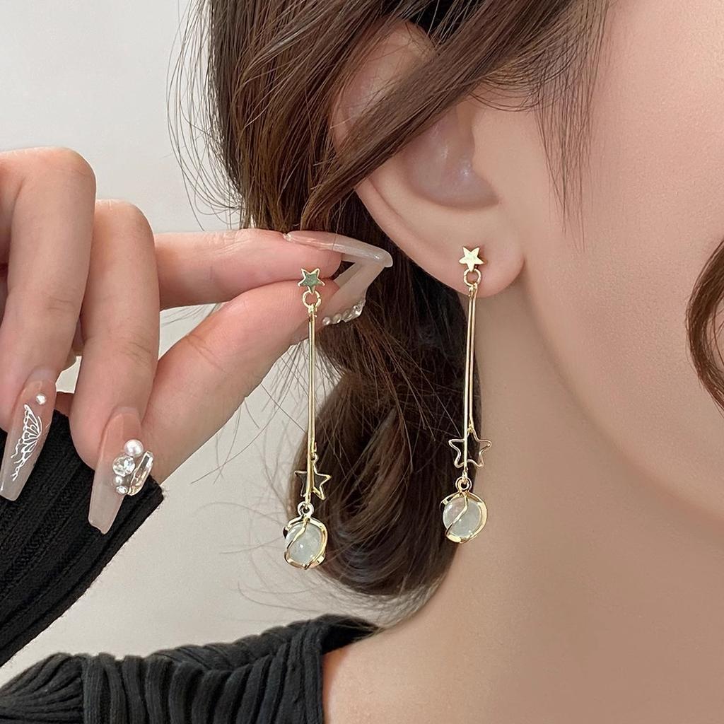 Brincos de Borla Pérola Sense Premium Agulha de Prata Celebridade Elegante Moda Brincos de Temperamento Brincos Longos de Diamante Flash de Luxo Leve Mulheres