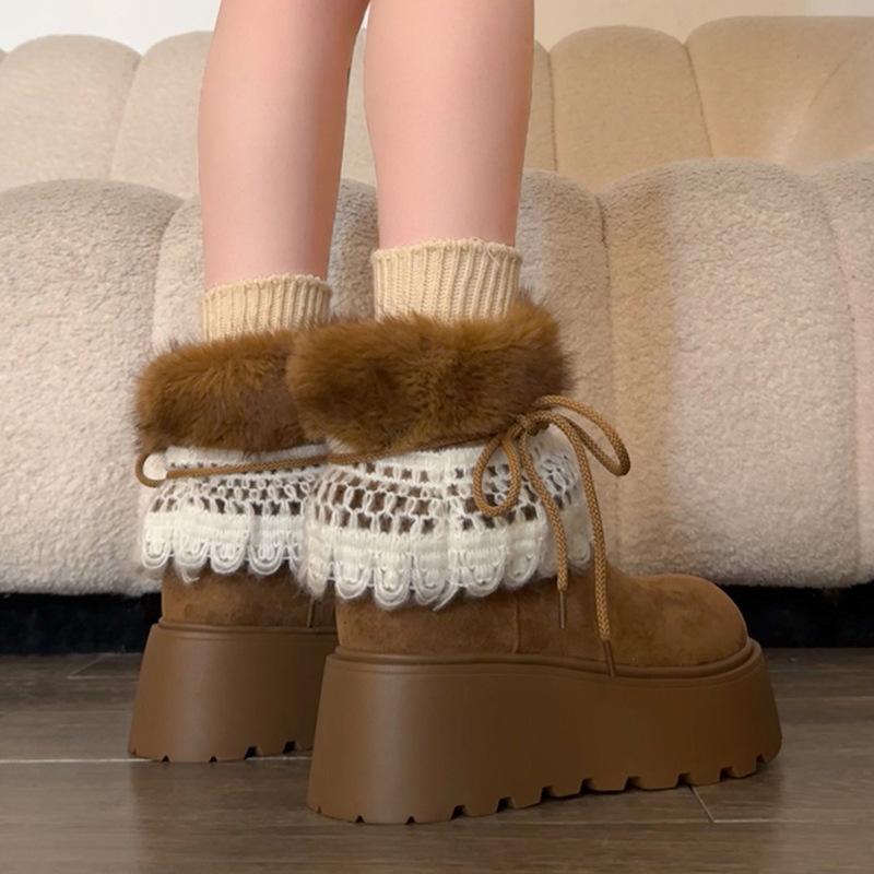 White thick-soled short snow boots, velvet warm and heightened season Birkenstocks, non-slip cotton shoes