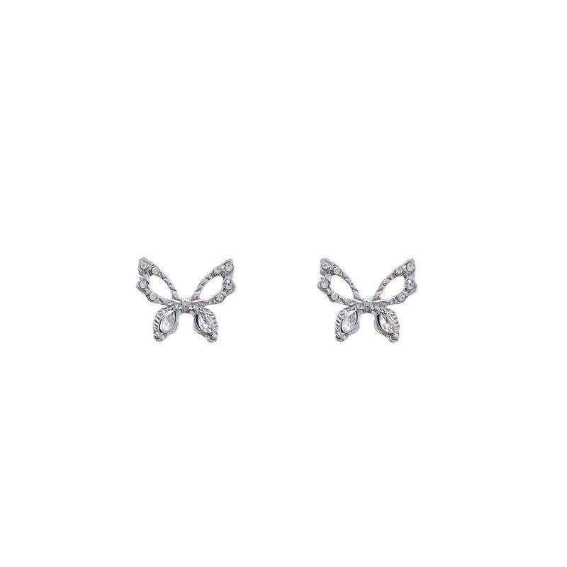 Elegant Sparkling Diamond Butterfly Stud Earrings for Women - Fashionable, Sweet, and Trendy Light Luxury Style