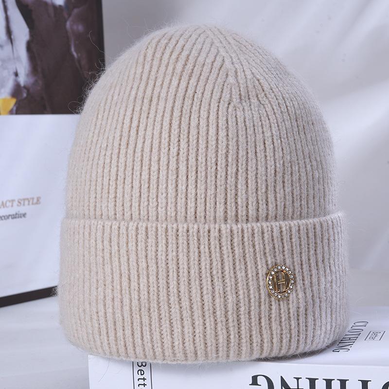 

Женская зимняя теплая вязаная шапка из кроличьей шерсти в корейском стиле, универсальная, утолщенная флисом, ветрозащитная шерстяная шапка