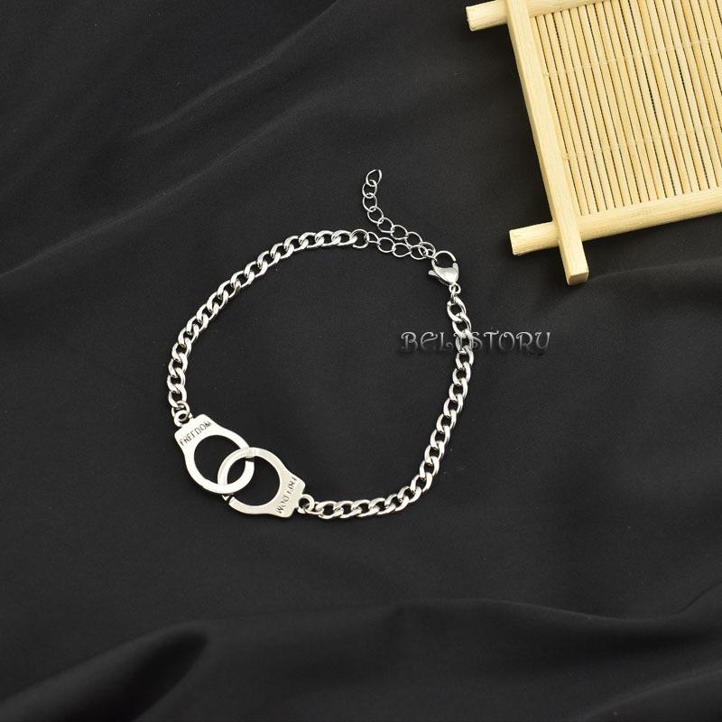Stylish Handcuff Necklace: Korean Student Clavicle Chain for Women, Perfect Birthday Gift for Best Friend