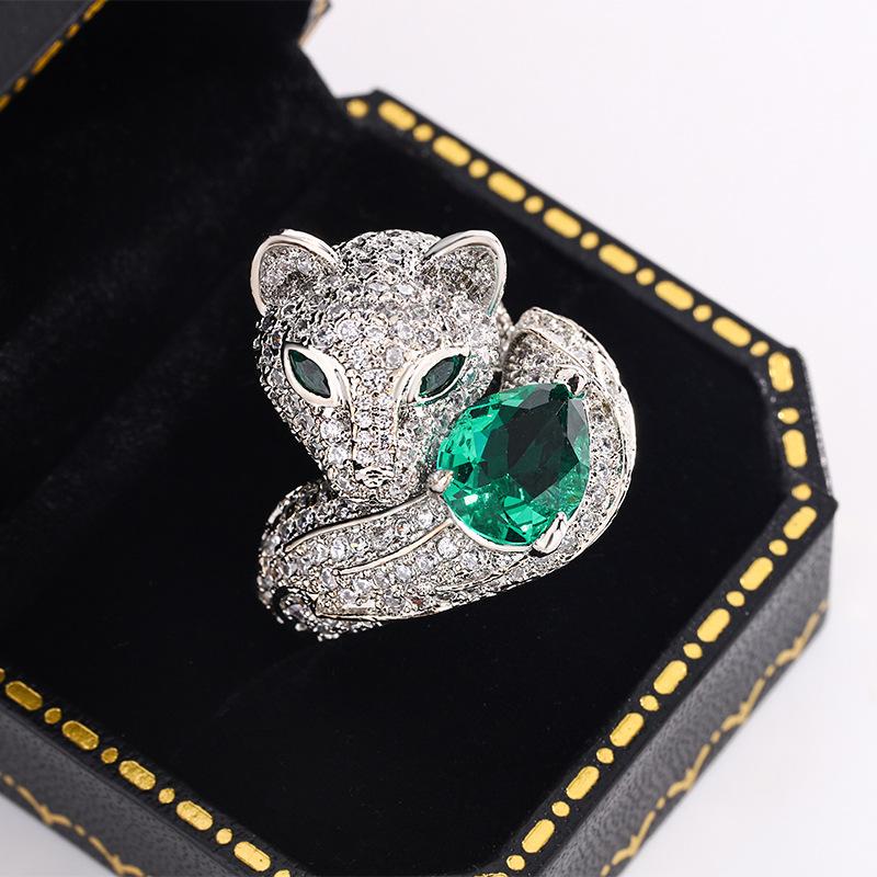 Silver New Fox Full Diamond Ring Female Seiko Drop Green Moissanite Ring Party Birthday Jewelry Gift