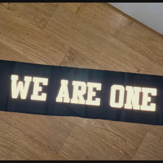 

Официальный слоган Exo Продавать