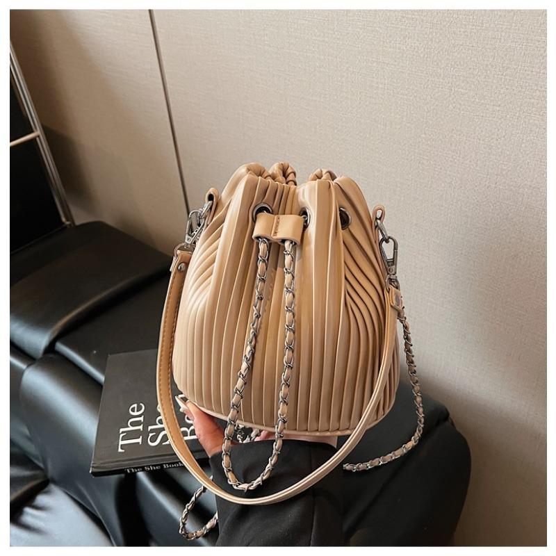 Women's bag new shoulder crossbody small square bag pleated bag high-end bucket bag versatile