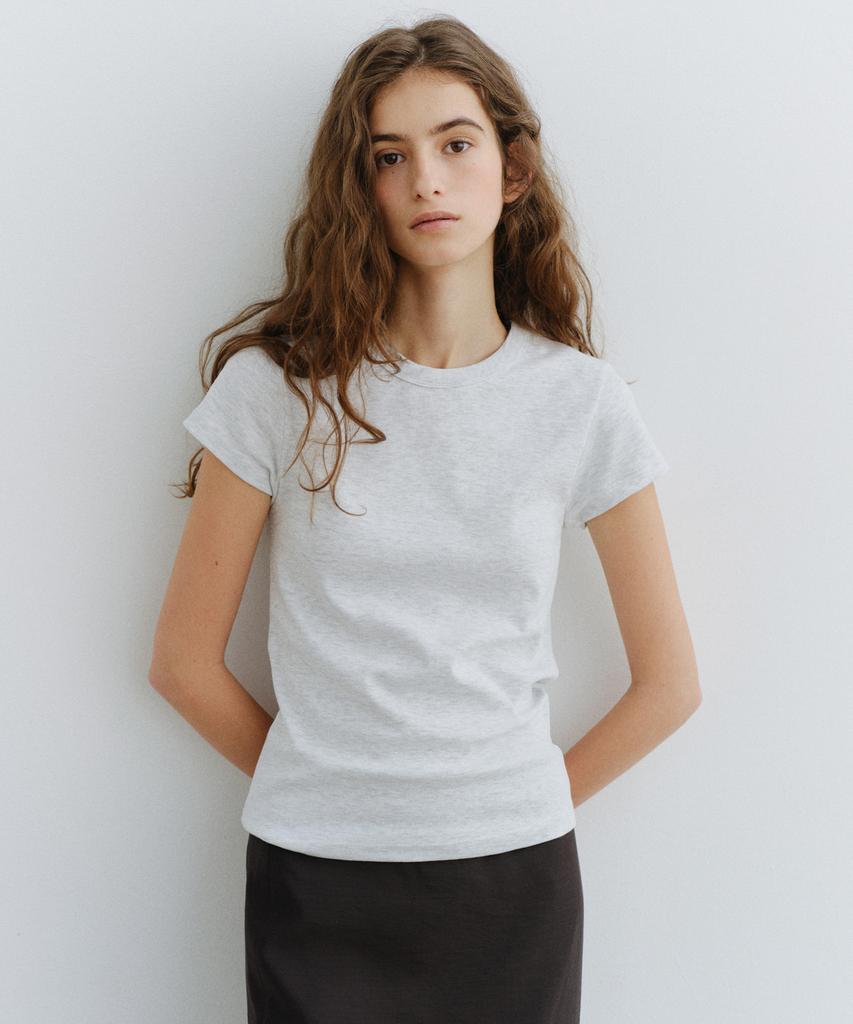 Yulago Essential Half T-Shirt