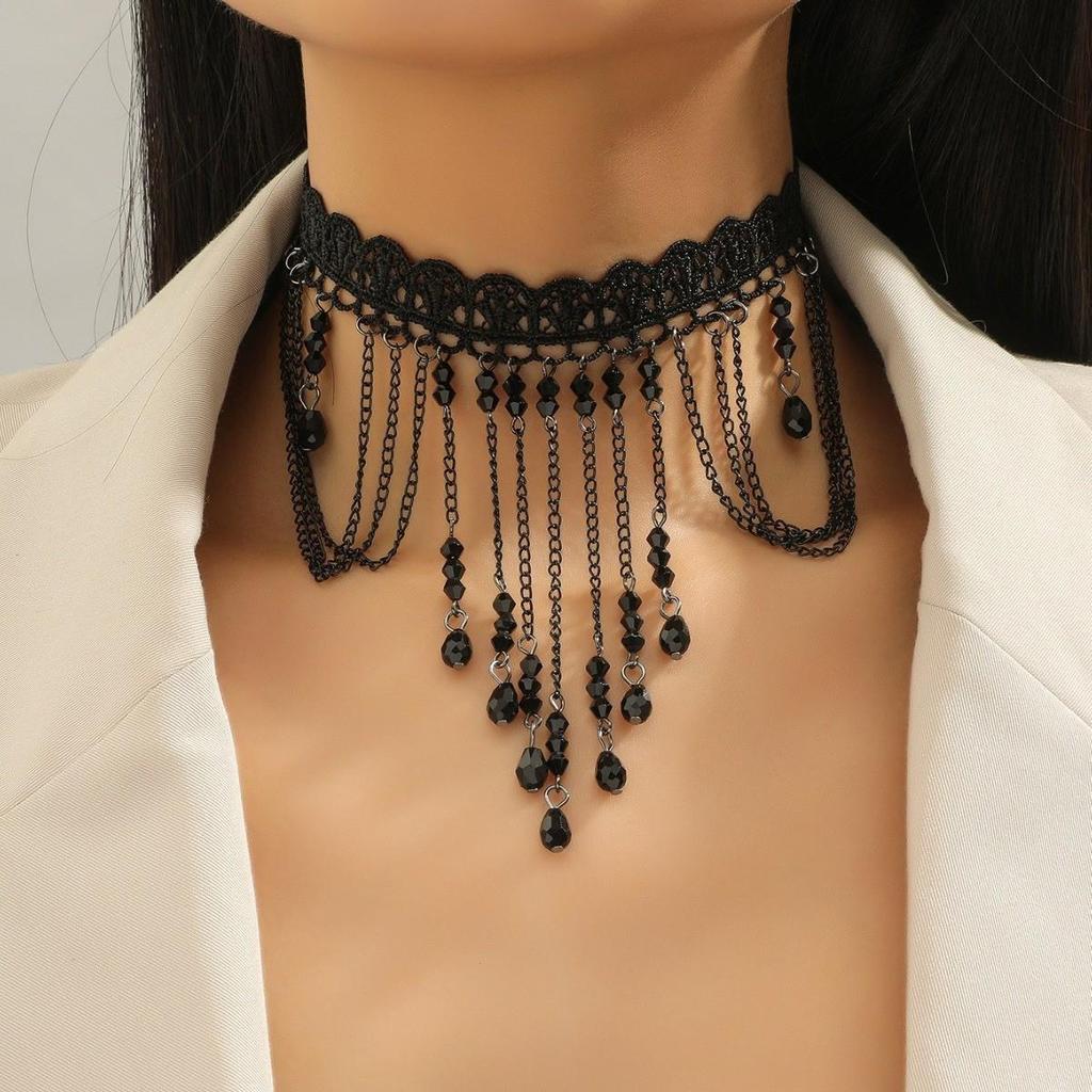 Dark Gothic Halloween Tassel Choker: High-End Black Lace Clavicle Necklace for Women