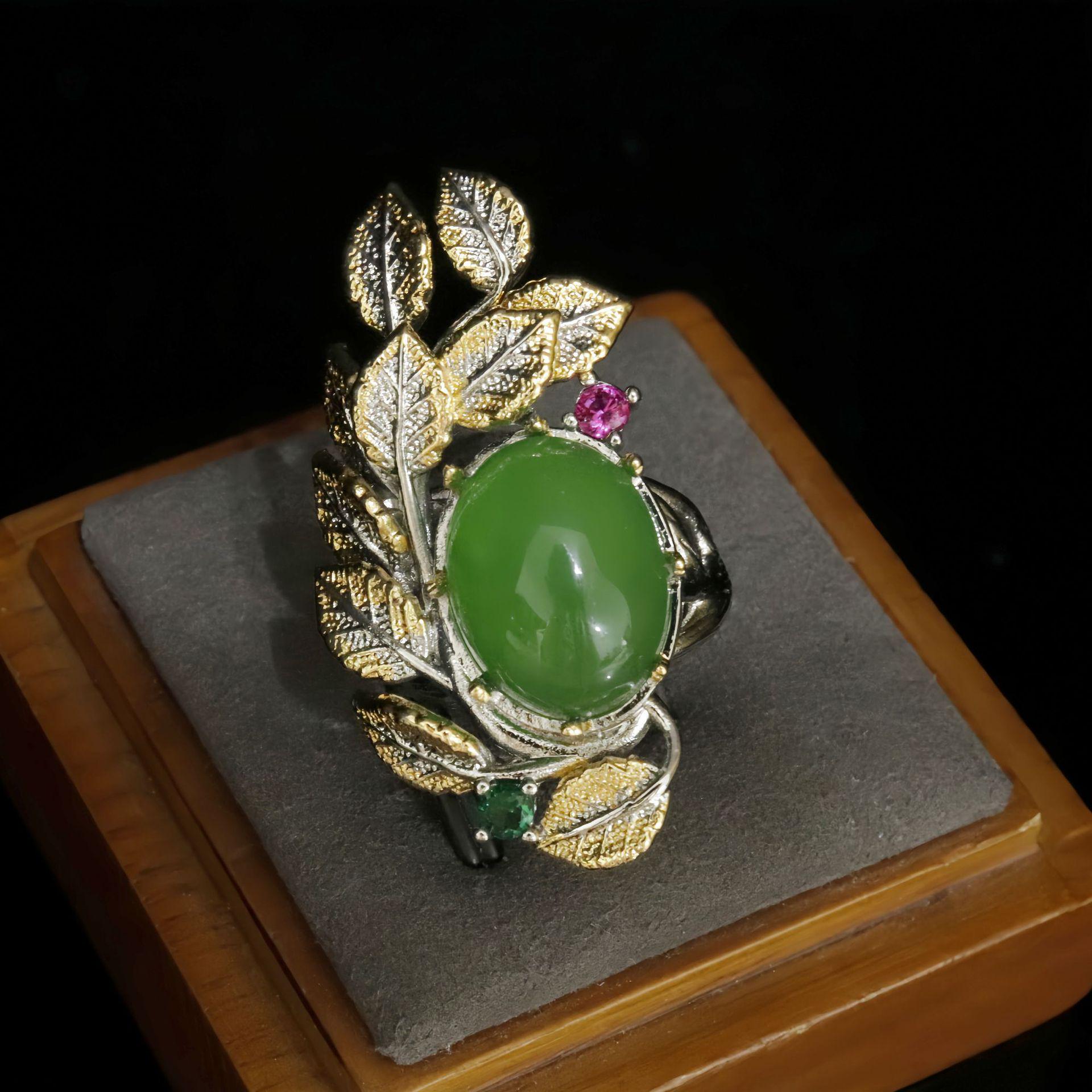 Vintage Emerald Oval Glass Leaf Ring - Unique Elegant Design Jewelry