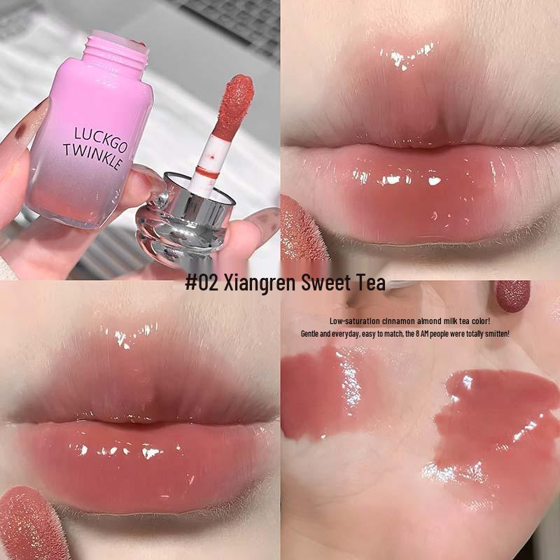 LUCKGO Little Bee Lip Glaze: Moisturizing, Plumping, and Vibrant Colors for Beautiful Lips.