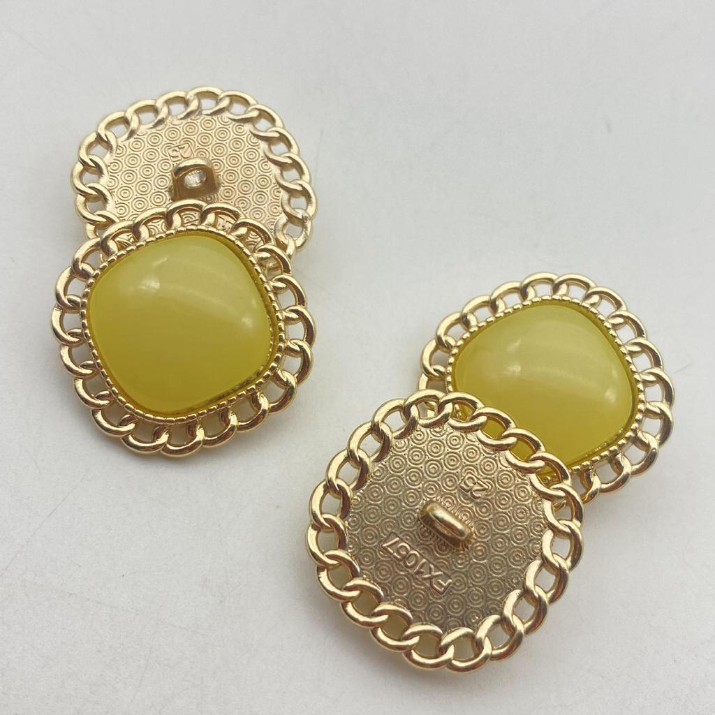 5 Stück 5 Stück Xiaoxiangfeng Handgemacht DIY Perlglanzfarbe Hanfseil Kantenkette Harz Metall Kombination Schnalle Dekorative Accessoires Kleidungsknöpfe