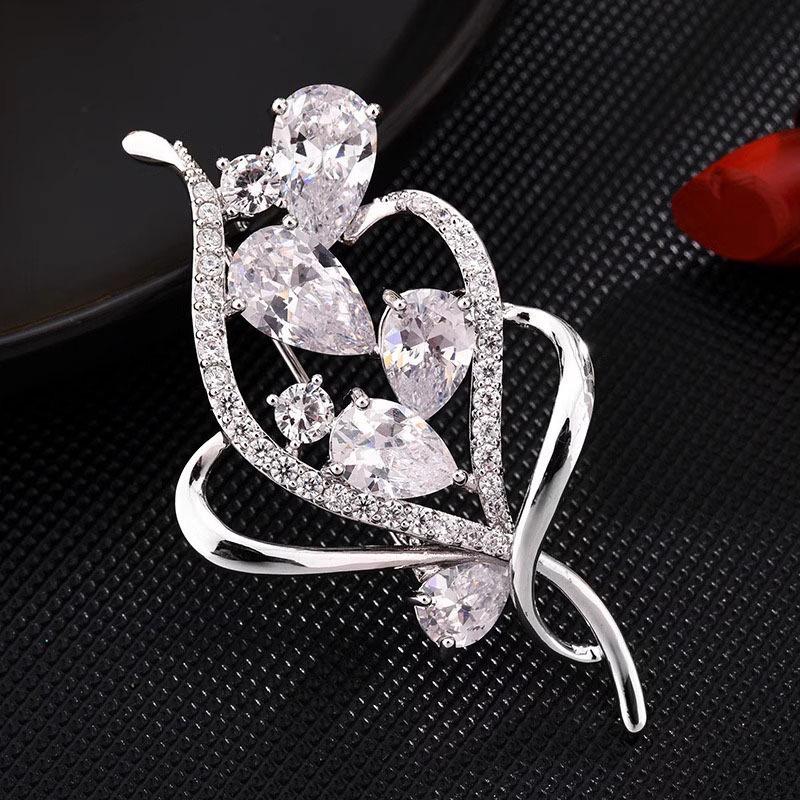 Zircon flower water drop brooch women's fashion versatile temperament necklace niche design clothing