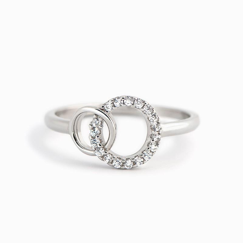 

Trendy Double Interlocking Rings: Women s Luxurious European & American Style with Diamond Inlay Adjustable