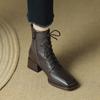 2024 Herbst Neue Damenstiefel aus echtem Leder Retro Damenschuhe Eckige Zehenpartie Klobiger Absatz Einfarbig Chelsea Boots Winter Damenstiefel