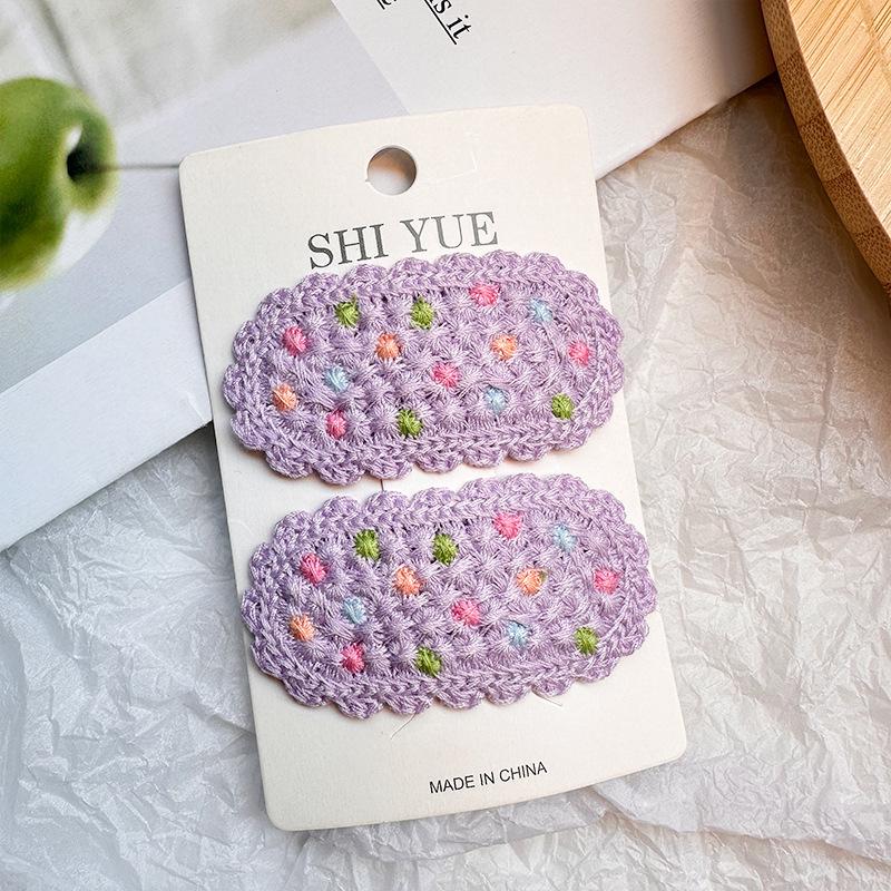 

Korean Wool Knit Bobby Pin: Cute Heart Bangs Clip with Colorful Polka Dots - Versatile Autumn/Winter Hair Accessory