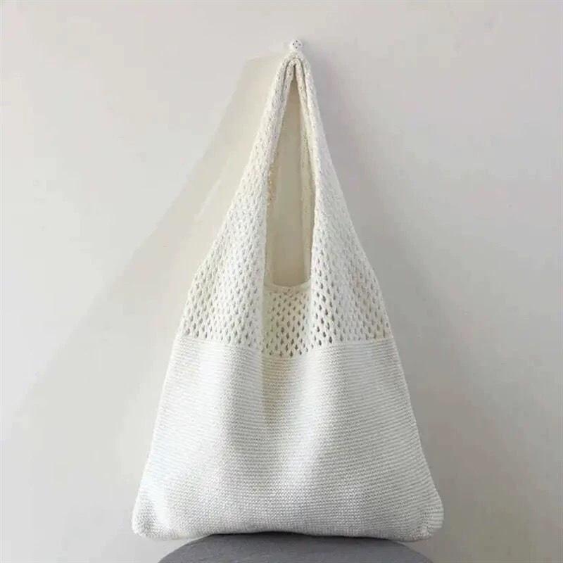 Summer super fire woven bag women's new literary and artistic style wool knitted vacation beach bag shoulder messenger bag