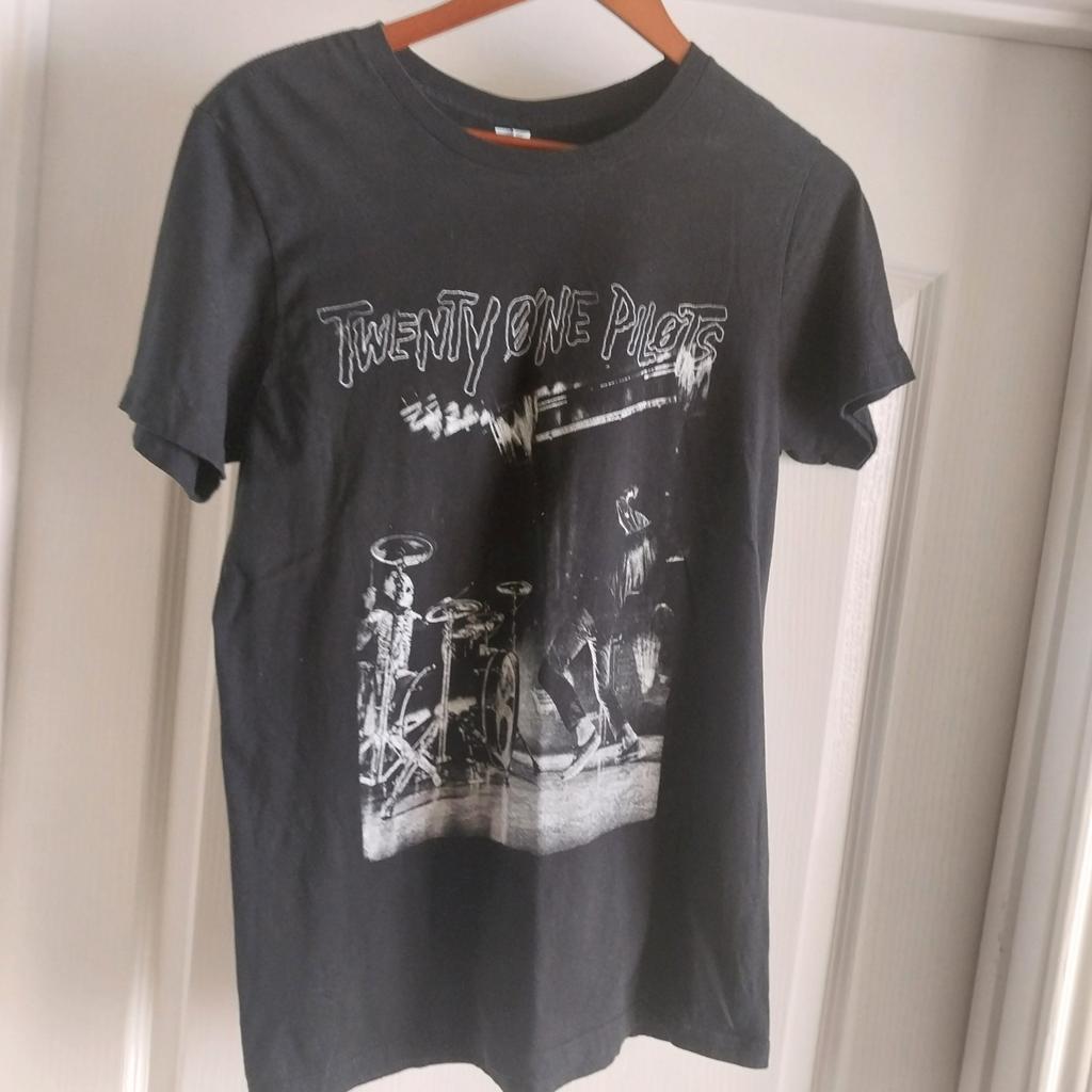 twenty one pilots Band Music Tee Shirt Size Medium