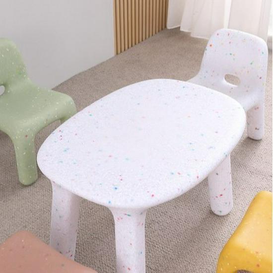 

Nordic Children s Floral Table and Chair Set for Home and Kindergarten Use