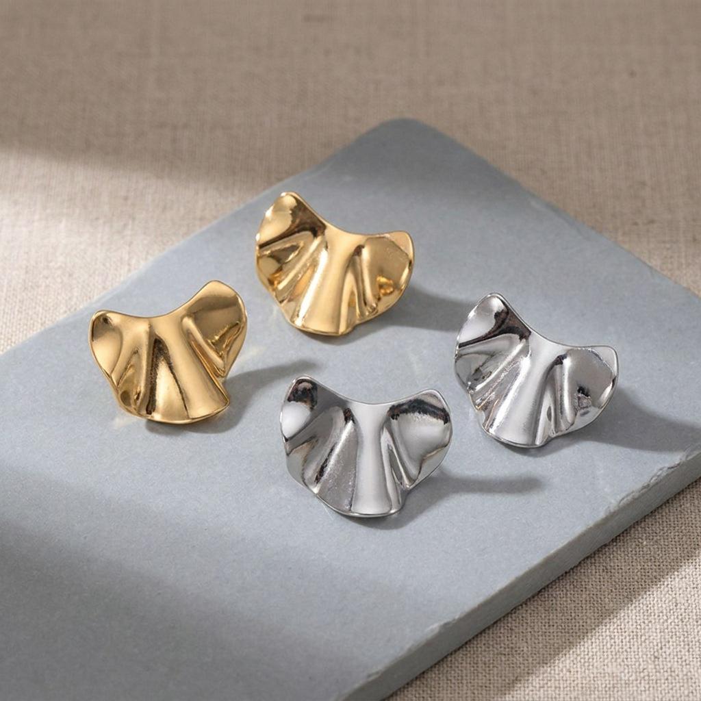 INSSGG European & American Style Irregular Art Stud Earrings: Titanium Steel Versatile Earrings