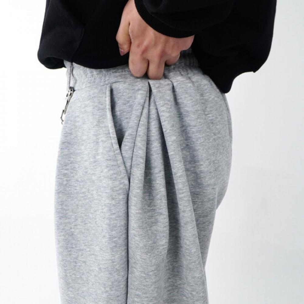 Onl Men Deep Tuck Wide Balloon Sweatpants