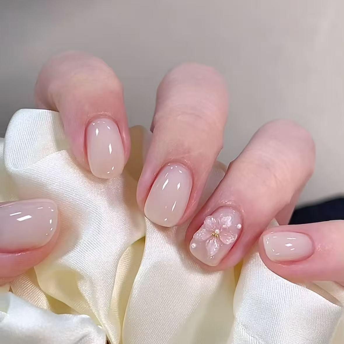 

Clear Nude Cat Eye 3D Ice Flower Nail Art with Sparkling Diamonds, Enhances Skin Tone and Versatile for Gentle, Simple Style Extra Small