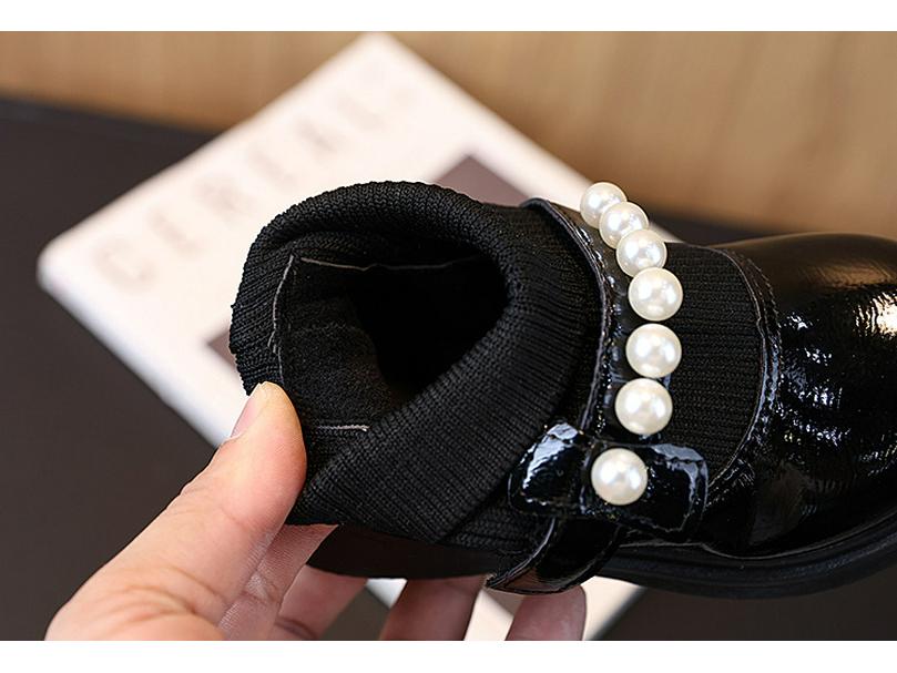 2025 Autumn Girls' Fashion: Versatile Pearl-Adorned Mid-Calf Leather Princess Boots