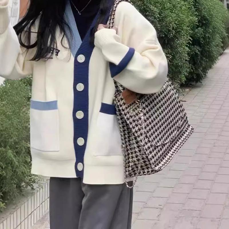 Autumn and Winter Fashion Contrasting Color Letter Embroidered Sweater Women's Cardigan Loose Knitted Sweater Jacket Large Version Women's Clothing