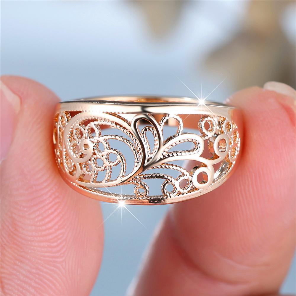 Charm Female Flower Plant Engagement Ring Vintage Yellow Gold Color Wedding Jewelry For Women