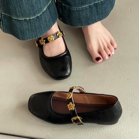 One Word with Mary Jane Shoes Women's Fashion Versatile Retro Shallow Mouth Summer 2025 New Square Head Ballet Shoes