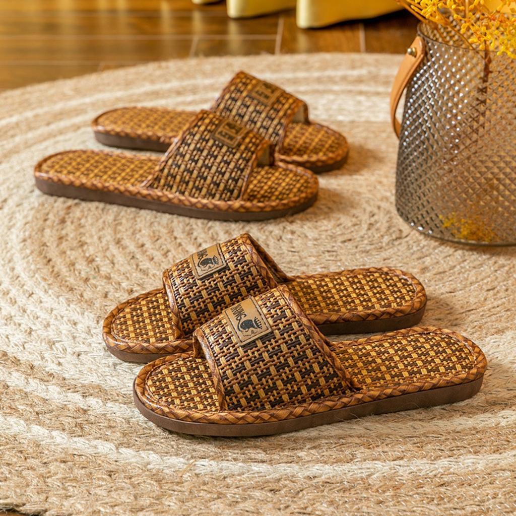 Household Sandals for Men In Summer, Woven with Rattan Grass for Women In Indoor Homes, Linen for Home Use, Anti Slip and Odorless Feet In Summer