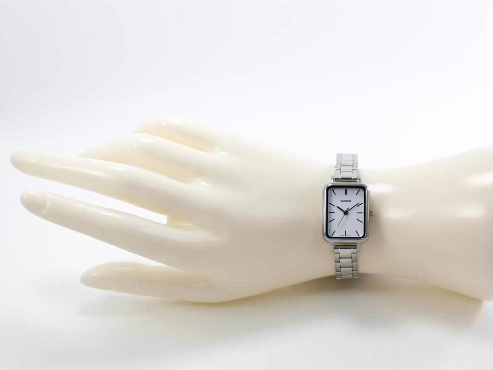 CASIO Casio Standard Cheap Casio Brass Women's Watch, Metal, Silver/White, LTP-V009D-7E [Used]