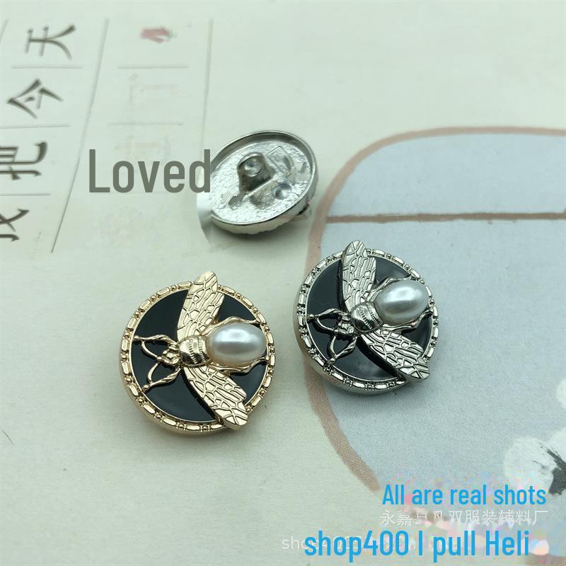Exquisite Bee and Pearl Metal Button - 3D Fragrance Style Clothing Decoration