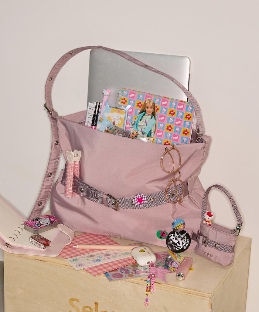 Vvv [Set/Pin Badge Included] Nylon Buckle Hobo Shoulder Crossbody Bag _ Pink