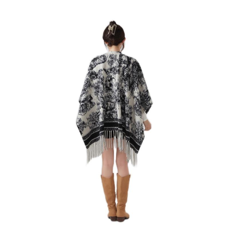 Ethnic Style Shawl Women Keep Warm In Autumn and Winter with Long Retro Ink Painting Cape Tassel Travel Wearing Cape Women