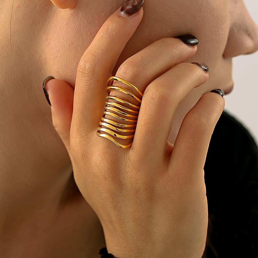 Mehrschichtige hohle Edelstahlringe für Damen Herren 18 Karat vergoldet nicht anlaufend Rockstil Damen Klobiger Ring Partnerschmuck
