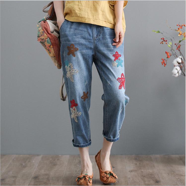 Mode Sommer Damen Zerrissene Lockere Jeans Damen Freizeit Stickerei Denim Hose Vintage Damen Elastische Haremshose