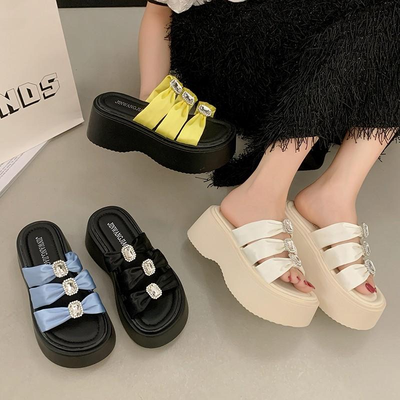 Fashion Platform Anti-Slip Wear-Resistant Slippers Summer New Round Toe Open Toe Crystal Buckle Anti-Slip Wear-Resistant High Heels