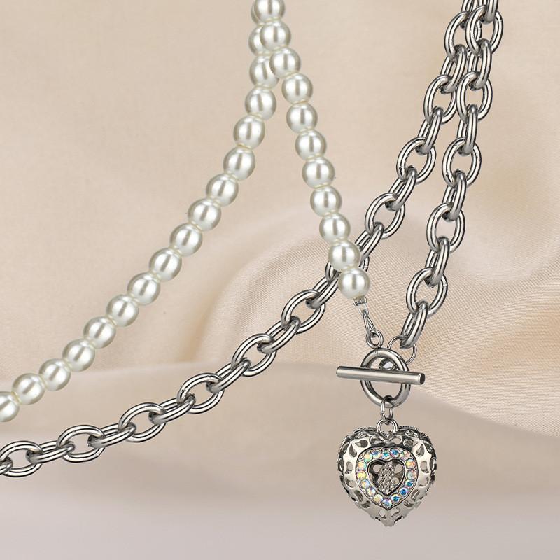 

Titanium Steel Eyecatching Pearl Necklace For Women Contemporary Heart Choker Perfect For Wear Casual