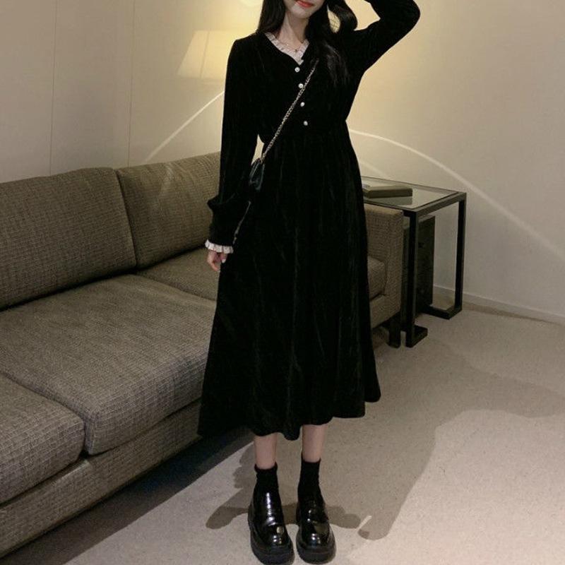 Women's French Dress Coat with Retro Hepburn Style with Long-sleeved Imitation Canary Dress