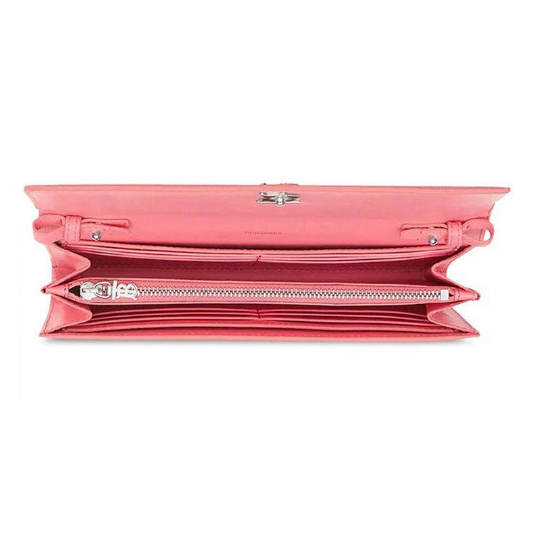 Burberry TB Monogram Leather Chain Wallet, Luxury Pink Silver-Tone Hardware Crossbody Clutch Handbag for Women, Evening Out & Daily Use 8024960