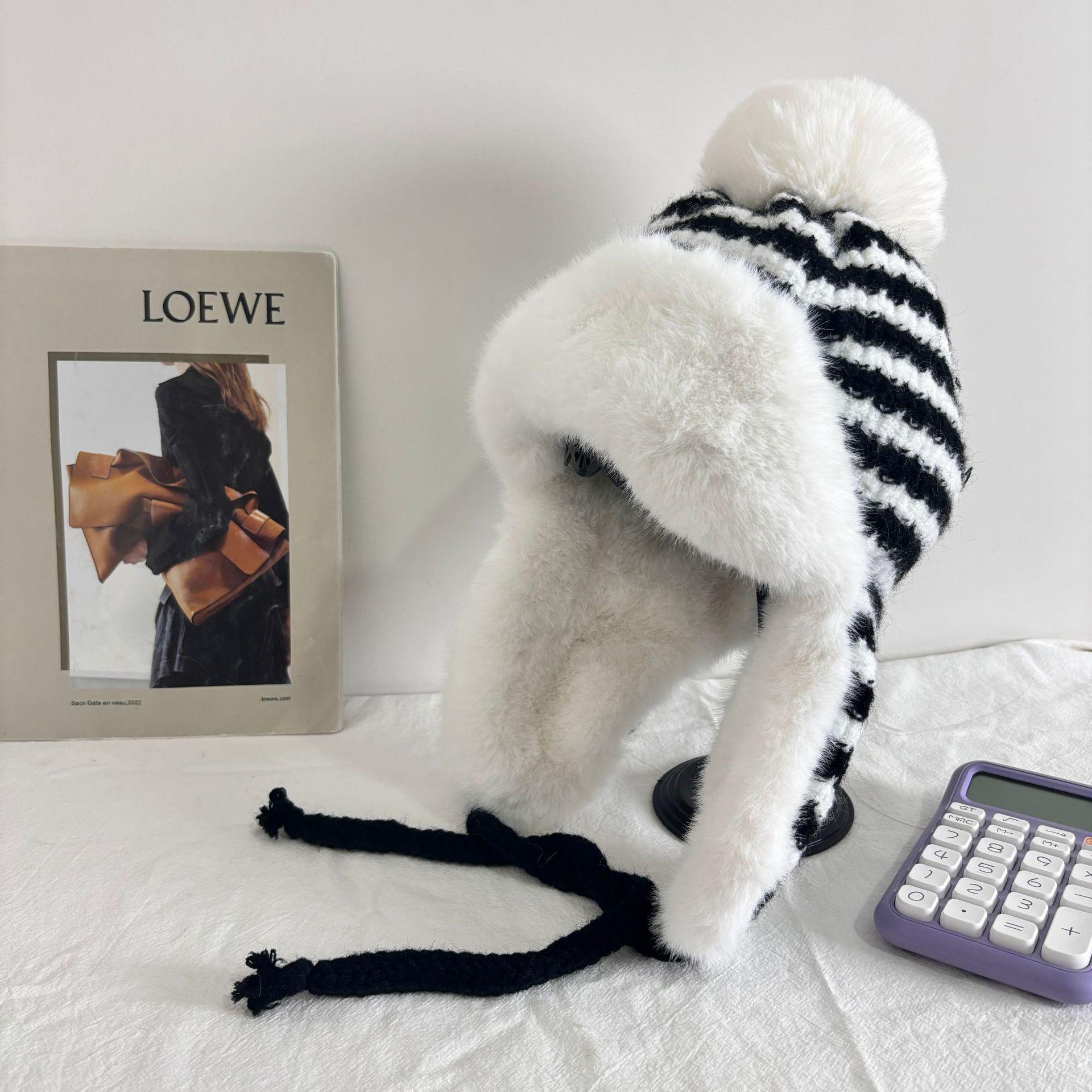 

Winter outdoor cold cycling hat versatile warm wool hat thickened ear protector striped windproof Lei Feng hat female M（56-58cm）