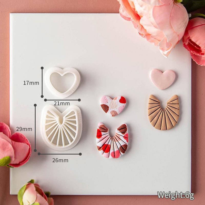 Valentijnsdag Serie Hartvormige Polymeerklei Zachte Keramiek Mallen Cartoon Hart Oorbellen Sieraden Hanger Maken Snijgereedschap