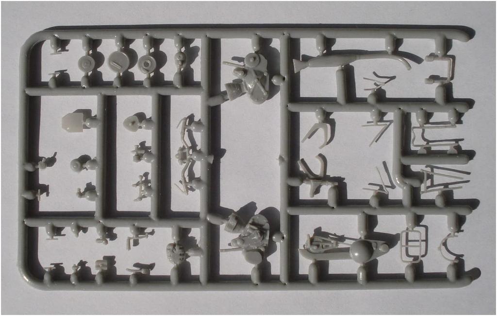 AIM Fan Model Soviet Army Military Motorcycle Etched Spoke Plastic Model AF35001 1/35 TIZ-AM-600