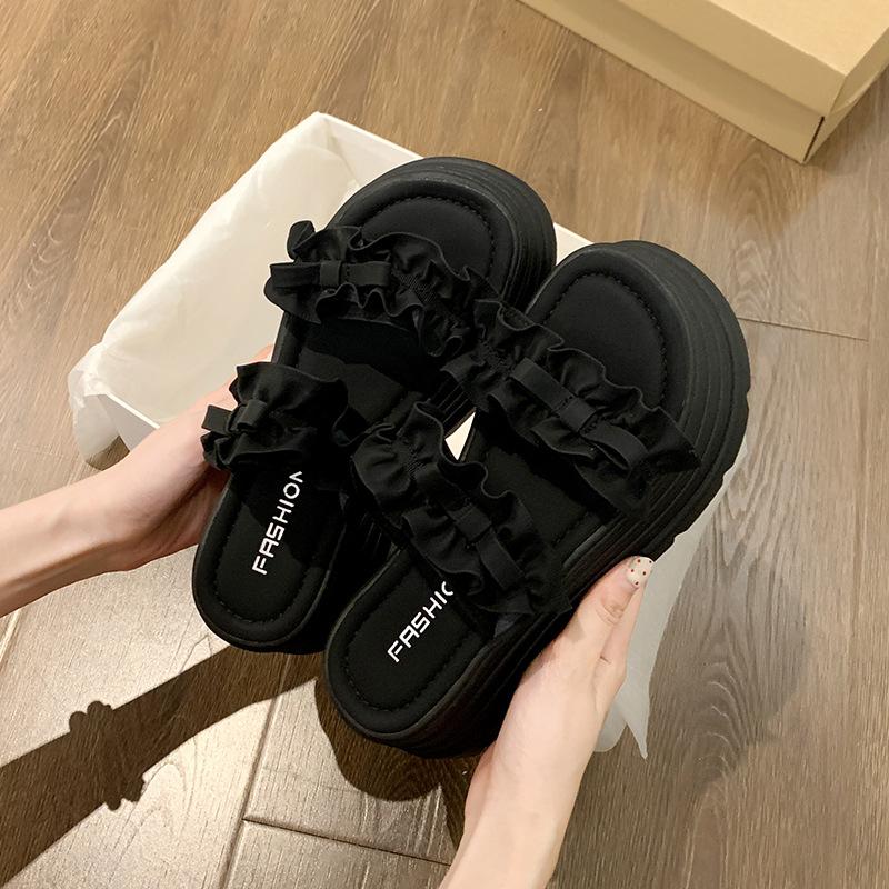 French beautiful thick-soled slippers women's summer outer wear high-end feeling with skirt sandals small height-increasing slope heel cool slippers