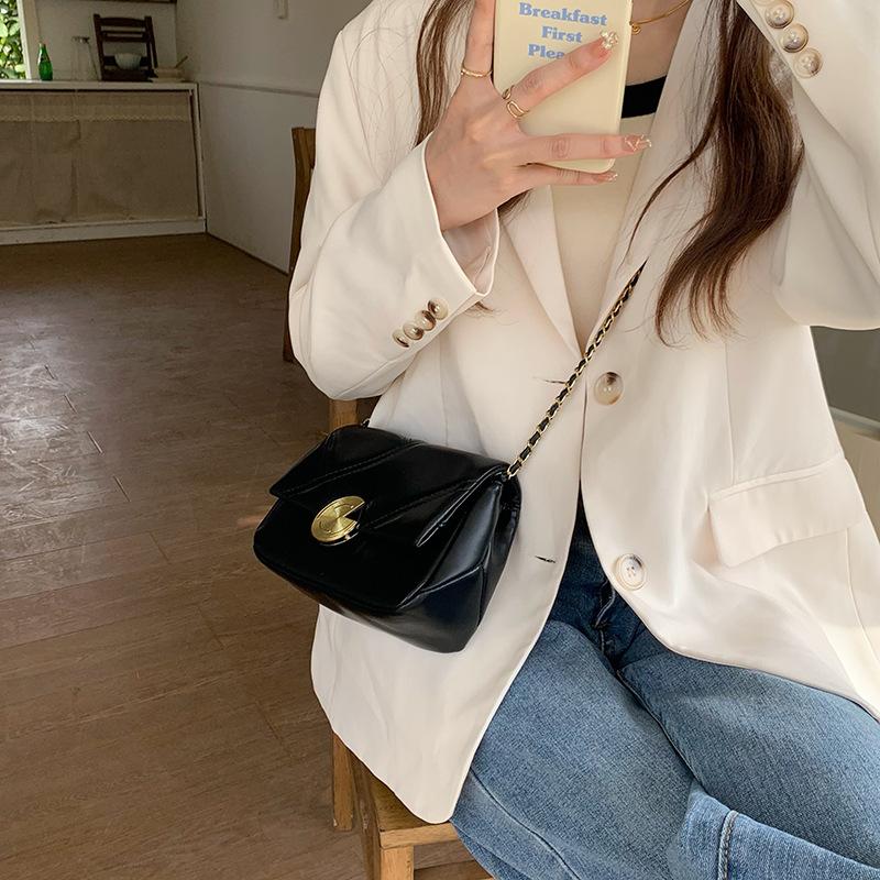 Latest Diamond Chain Purse for for Ladies Spring Season and Summer Season Texture Niche Design Oneshoulder Shoulder Crossbag Bag Modern Small